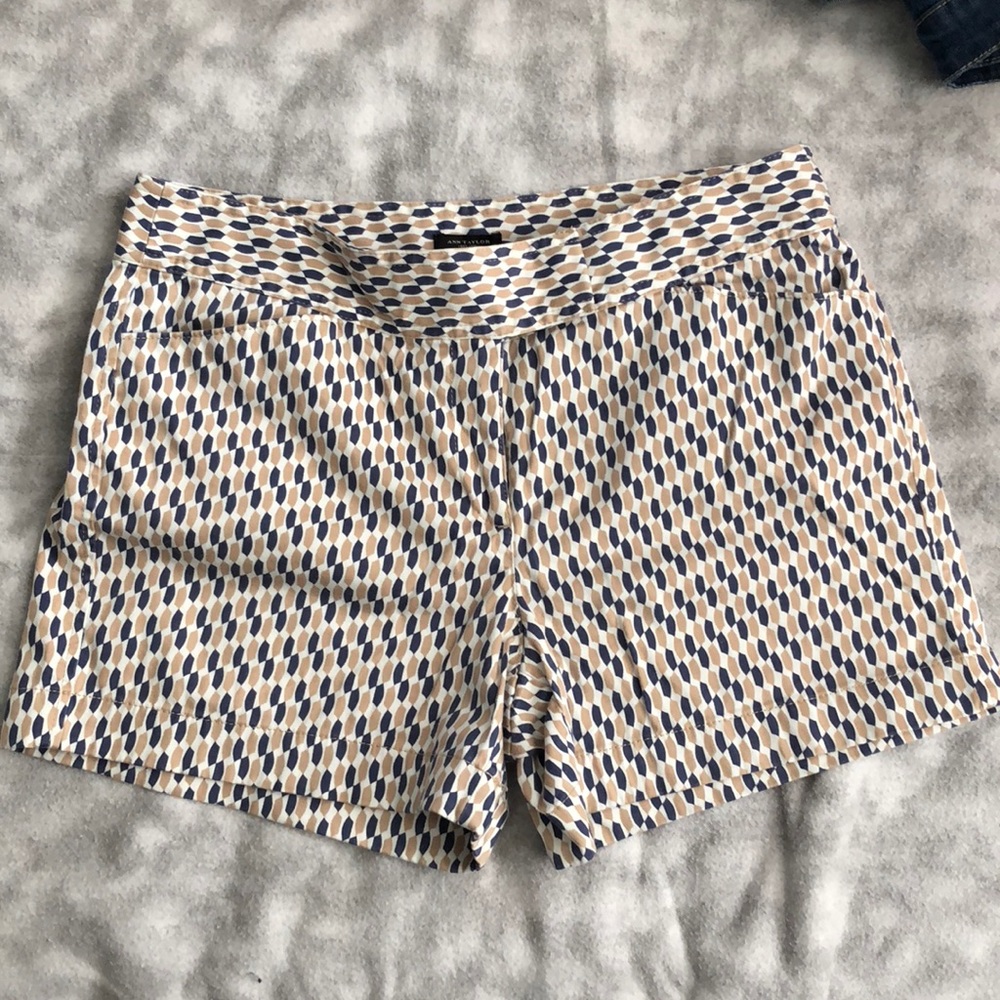 Patterned shorts